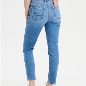 AE Stretch Mom Jean